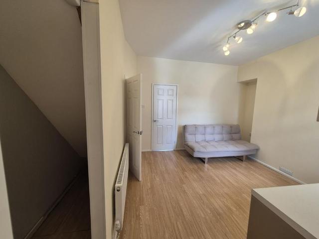 2 bedroom property to rent