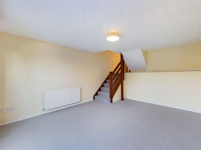 2 bedroom property to rent