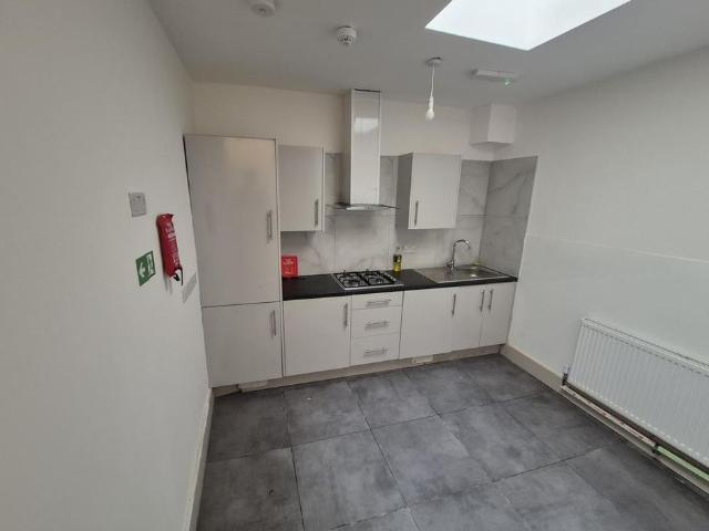 2 bedroom property to rent