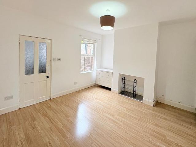 2 bedroom property to rent