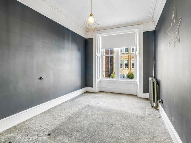 2 bedroom property to rent