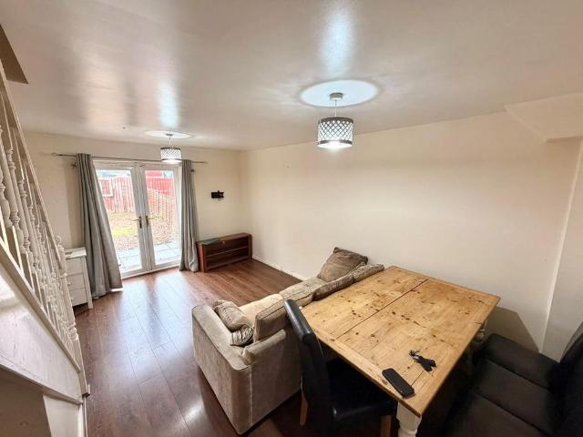 2 bedroom property to rent