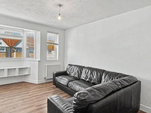 2 bedroom property to rent