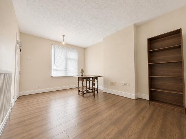 2 bedroom property to rent