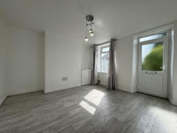 2 bedroom property to rent