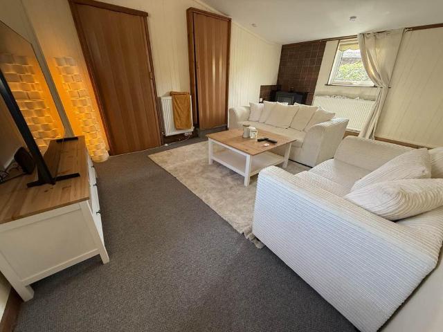 2 bedroom property to rent