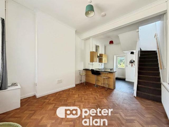 2 bedroom property to rent