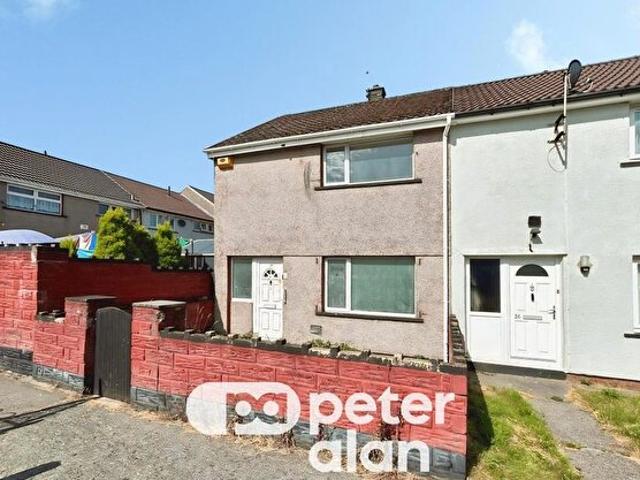 2 Bedroom Property To Rent In Yew Close, Merthyr Tydfil, CF47