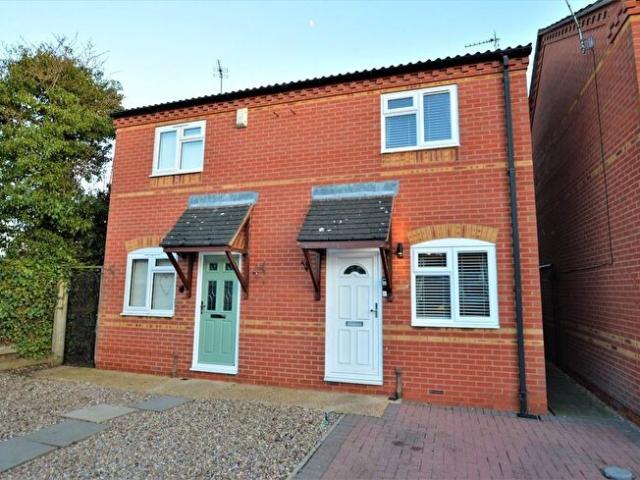 2 Bedroom Property To Rent In Clipstone Gardens, Wigston, LE18
