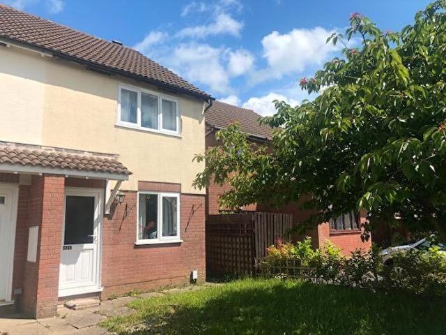 2 Bedroom Property To Rent In Gorseinon, Swansea, SA4
