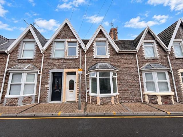 2 Bedroom Property To Rent In Hillsboro Place, Porthcawl, CF36