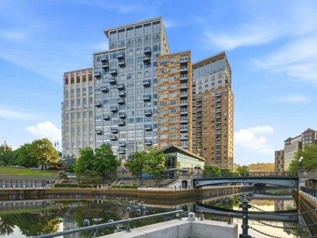 2 bedroom, Providence RI 02903 104787880