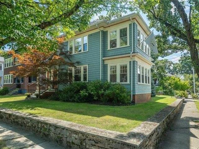 2 bedroom, Providence RI 02906 105496905