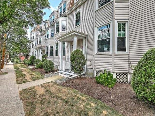 2 bedroom, Providence RI 02909 105694645