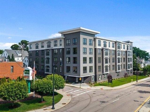 2 bedroom, Quincy MA 02169 104653736