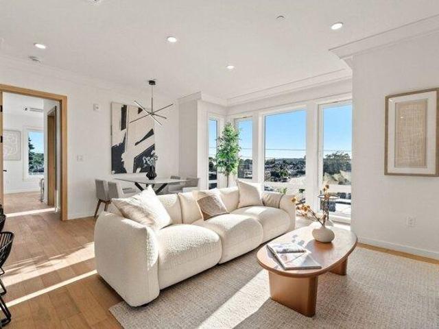 2 bedroom, Quincy MA 02169 105440508