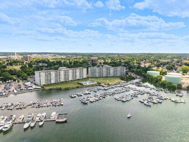 2 bedroom, Quincy MA 02169 105418440