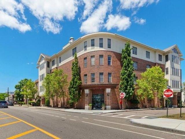2 bedroom, Quincy MA 02169 105548671