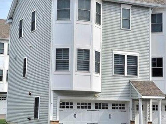 2 bedroom, Quincy MA 02169 105549310