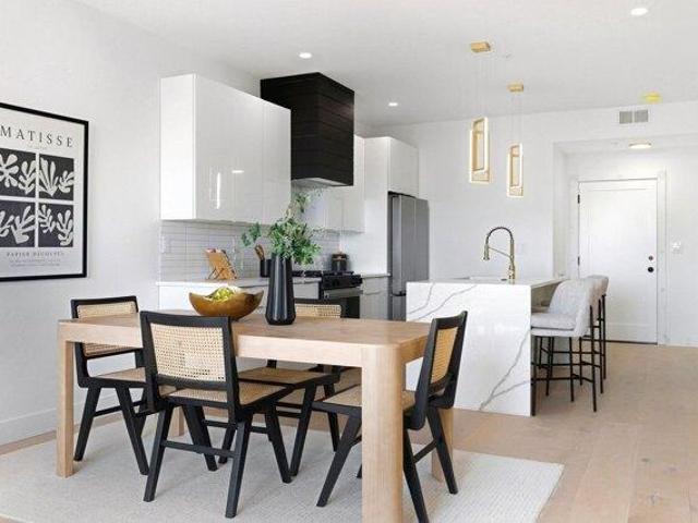 2 bedroom, Quincy MA 02169 105559888