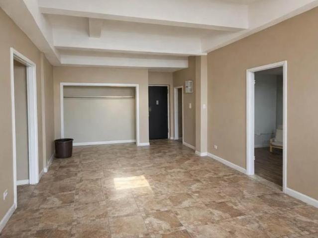 2 bedroom, Rockaway Park NY 11694 103599682