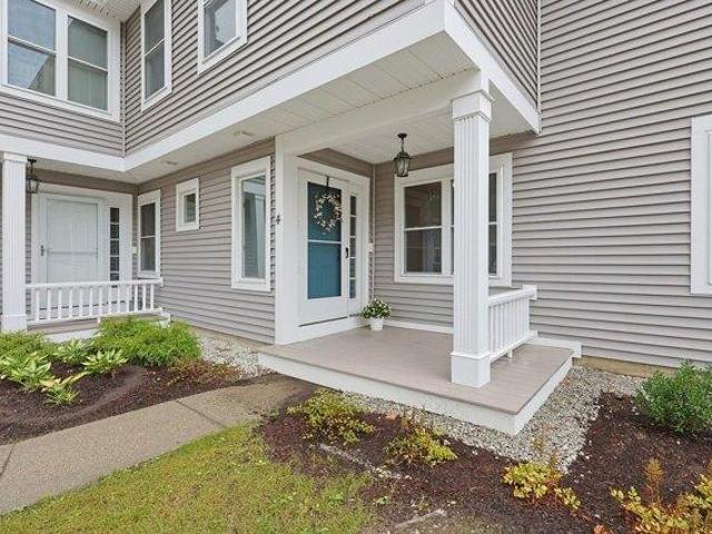 2 bedroom, Rockland MA 02370 105576905