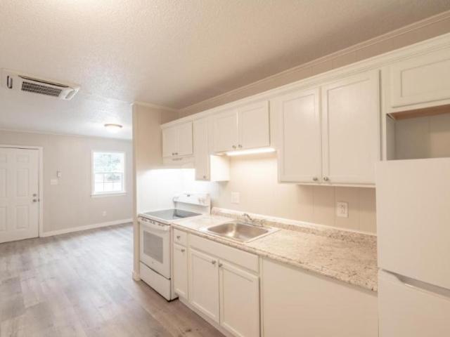 2 bedroom, Rocky Mount NC 27803 LS99581453