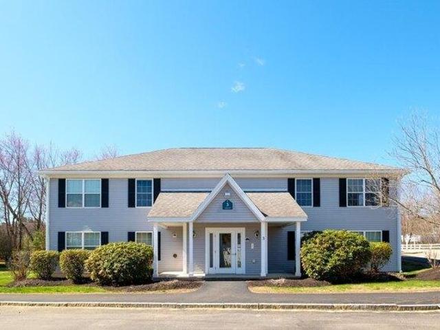 2 bedroom, Rochester NH 03867 105661563