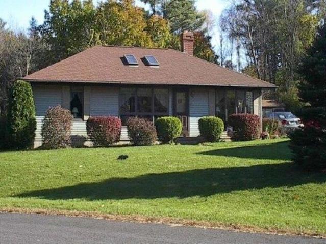 2 bedroom, Rochester NH 03868 105439449