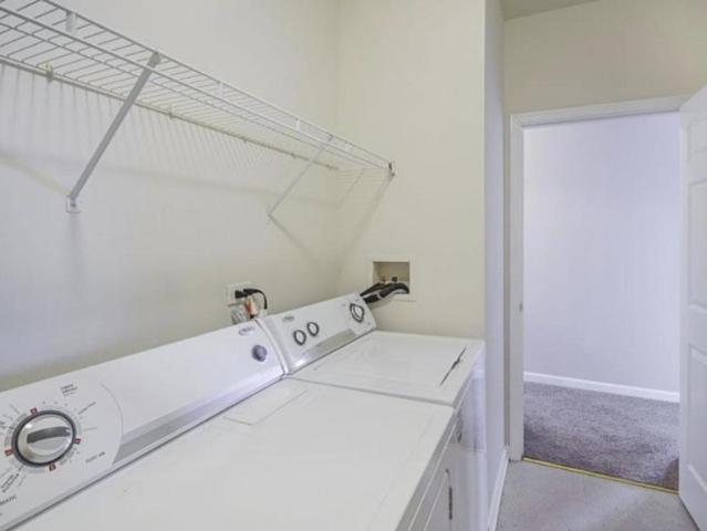 2 bedroom, Romeoville IL 60446 105834927