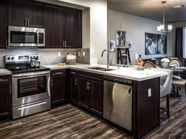 2 bedroom, Roseville CA 95747 LS103000048