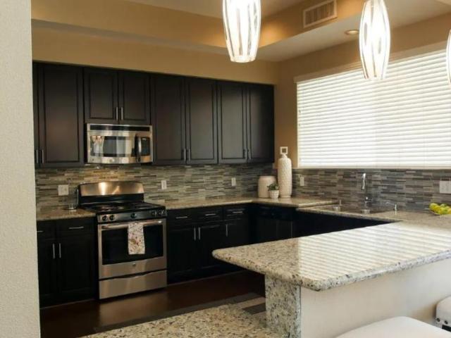 2 bedroom, Roseville CA 95747 104929135