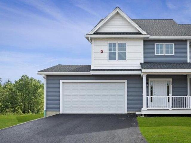 2 bedroom, Raymond NH 03077 104299060
