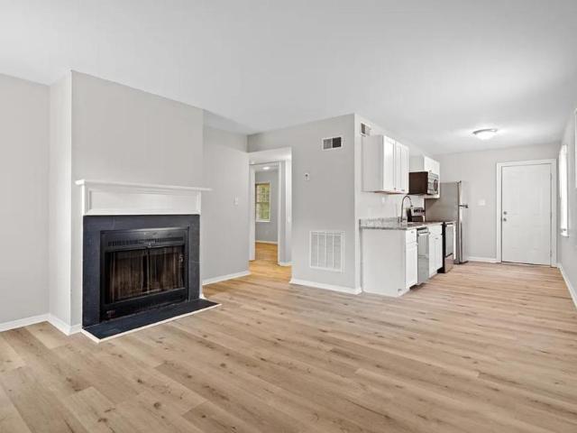 2 bedroom, Raleigh NC 27606 105457696