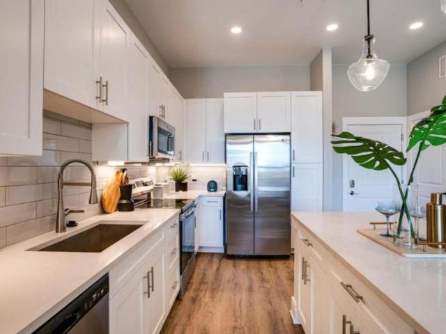 2 bedroom, Raleigh NC 27609 104741043