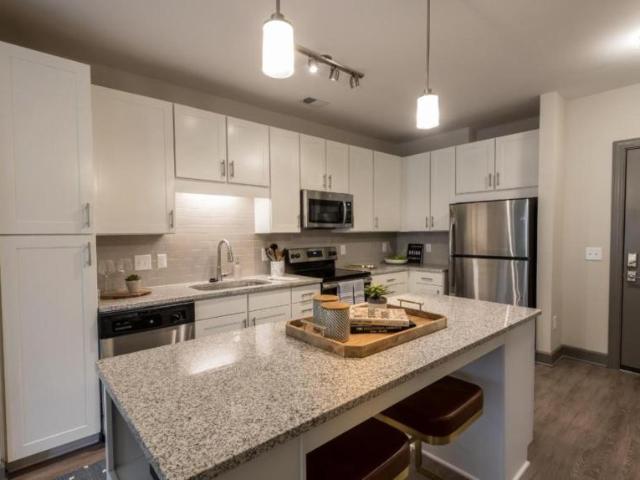 2 bedroom, Raleigh NC 27612 LS97592439
