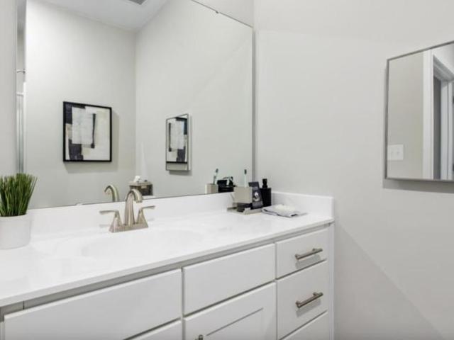 2 bedroom, Raleigh NC 27616 LS105420061