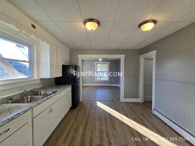 2 bedroom, Randolph ME 04346 105839971
