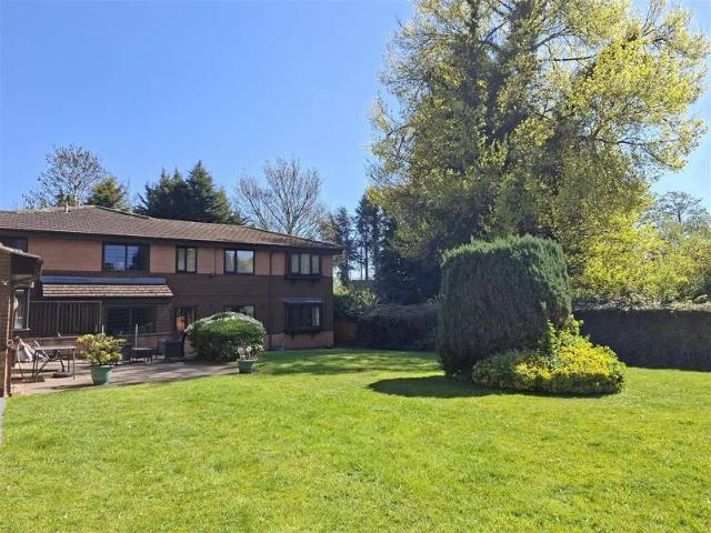 2 Bedroom Retirement Property