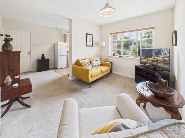 2 Bedroom Apartment Flat