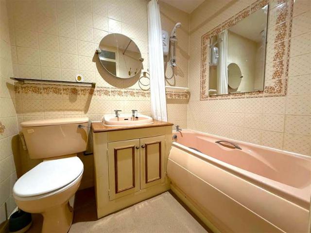 2 Bedroom Retirement Property