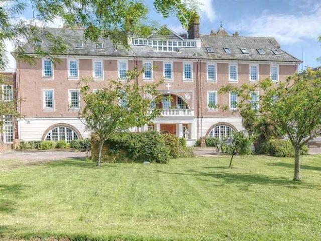 2 Bedroom Retirement Property