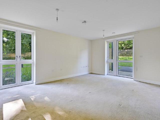 2 bedroom retirement property to rent