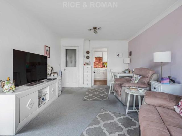 2 bedroom retirement property to rent