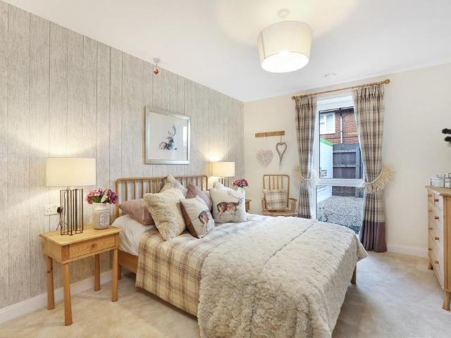 2 bedroom retirement property to rent