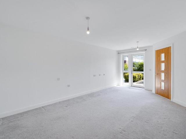 2 bedroom retirement property to rent
