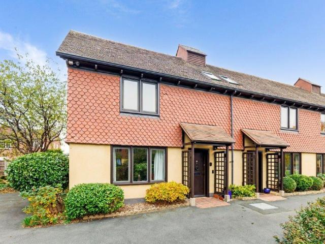 2 bedroom retirement property to rent