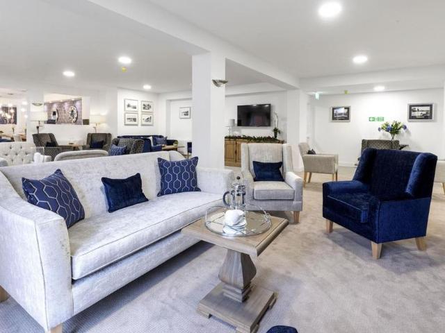 2 bedroom retirement property to rent