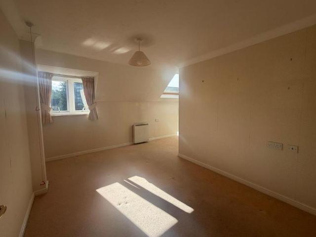 2 bedroom retirement property to rent