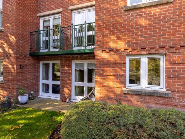 2 bedroom retirement property for sale
